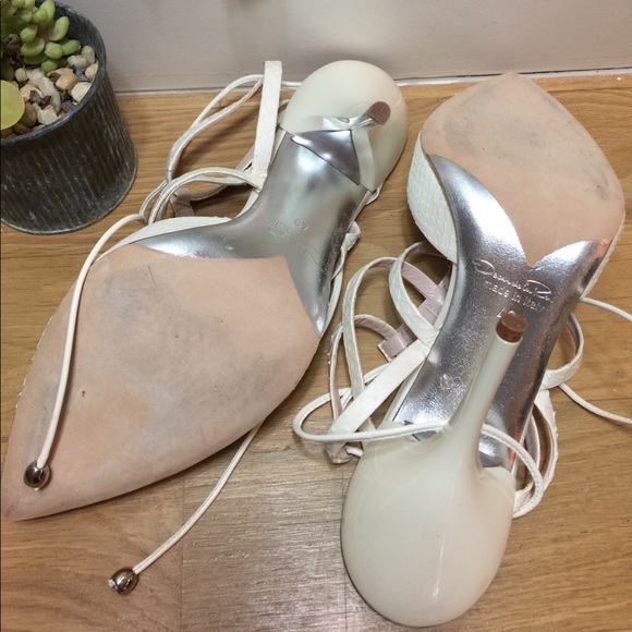 Oscar de la Renta - Embossed snakeskin heels - Picture 4 of 4